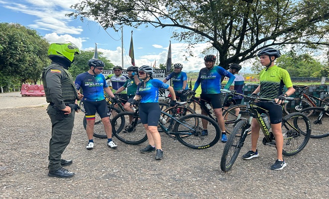 La Policía Nacional en Neiva, se preocupa por tu bienestar