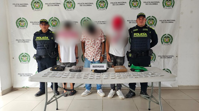 La Policía en el Meta capturó a dos hombres y aprehendió a un menor de edad por transportar marihuana