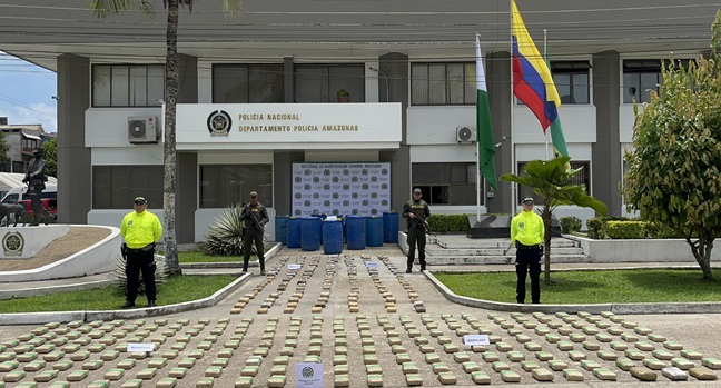 M&aacute;s de 400 kilos de Marihuana fueron incautados a orillas del R&iacute;o Amazonas