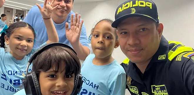 Mayor Fulbio Andrés Sosa Charrasquiel ángel azul de los niños con espectro autista.