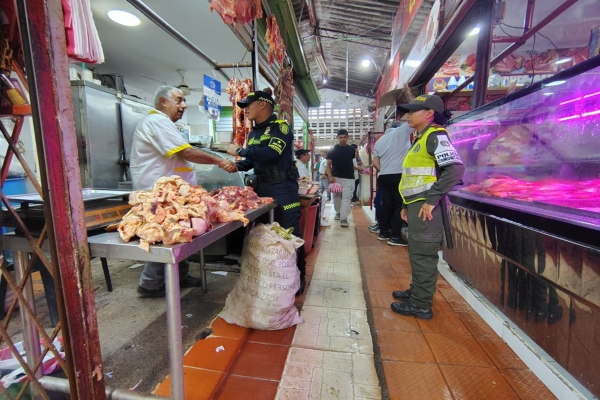 Los uniformados del Grupo de Policía Comunitaria realizaron charlas pedagógica