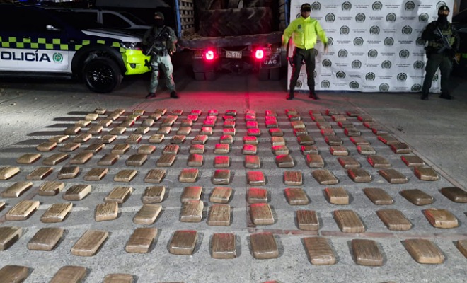 Esta sustancia era transportada en un vehículo tipo camión, desde zona rural del municipio de Caloto con destino a Florencia-Caquetá