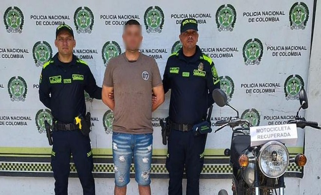 Sujeto que se movilizaba en una motocicleta hurtada fue capturado