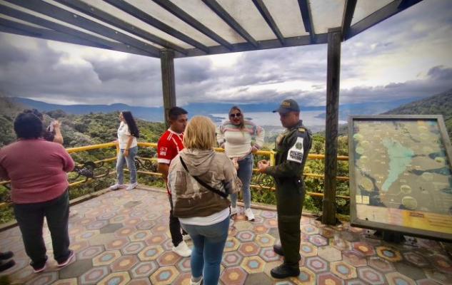 Con recomendaciones y acompañamiento fortalecemos la seguridad de visitantes nacionales, extranjeros y comunidad en general