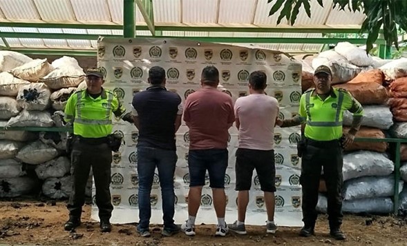 Tres sujetos fueron capturados, transportando carbón en las vías del Cesar