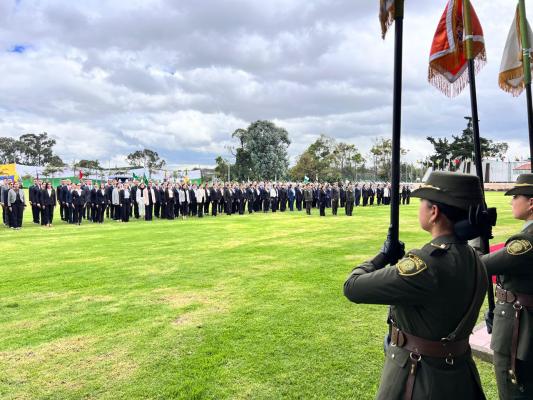 153 profesionales inician hoy su carrera como oficiales de polic&iacute;a.