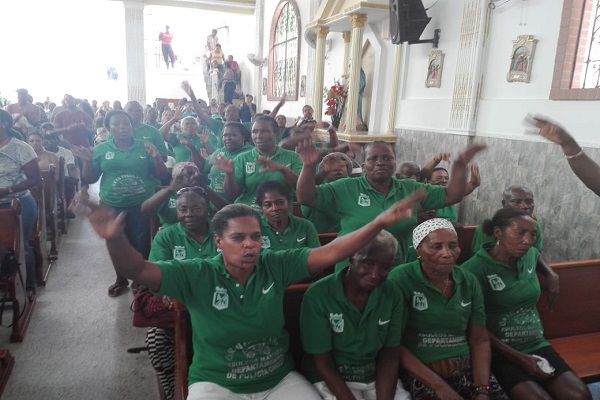 Vinculamos-a-los-adultos-mayores-en-actividades-recreativas.