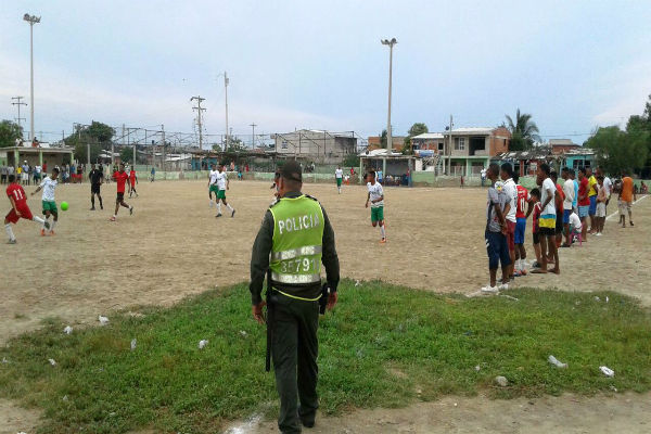 Torneo-de-futbol-por-la-paz.