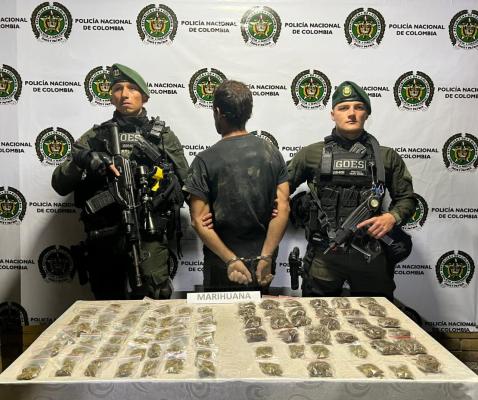 576 gramos portaba consigo el individuo