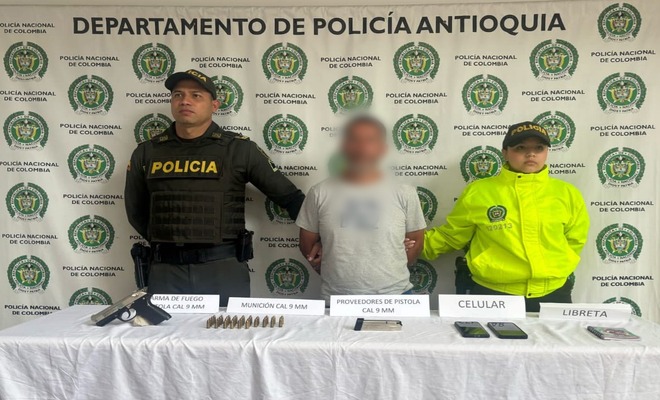 En el operativo se incautaron arma de fuego, munición, celulares y una motocicleta usada para actividades delictivas.