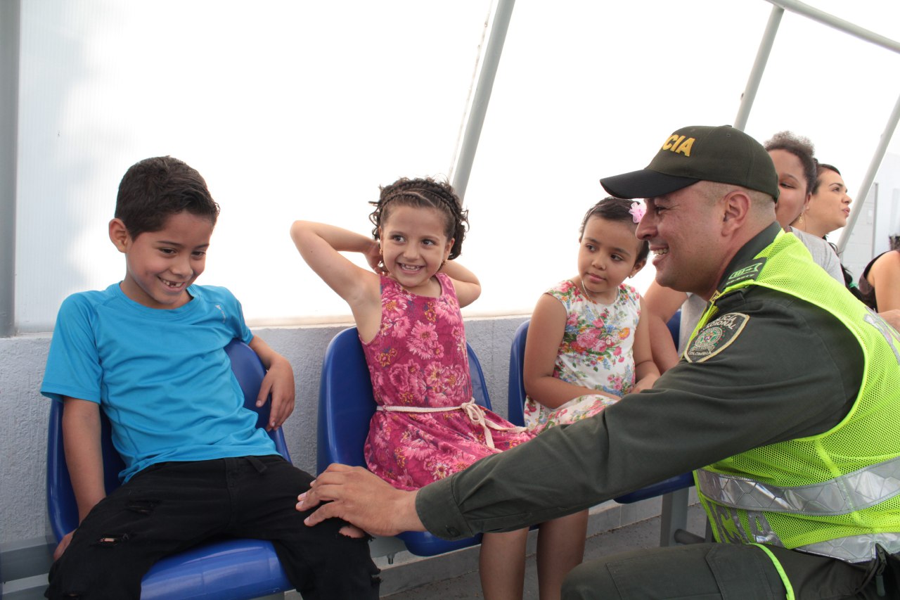 Campaña kits amigos de sarita