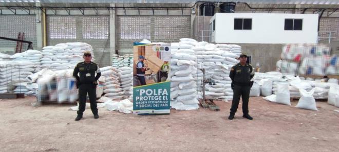 Policía Fiscal y Aduanera