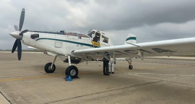 La aeronave tiene capacidad de 800 galones de agua 