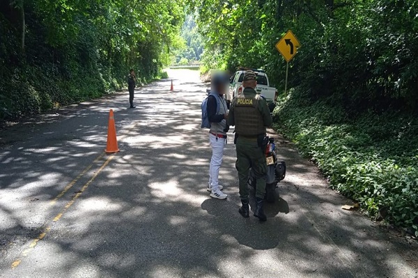 Puesto de control Policía Nacional