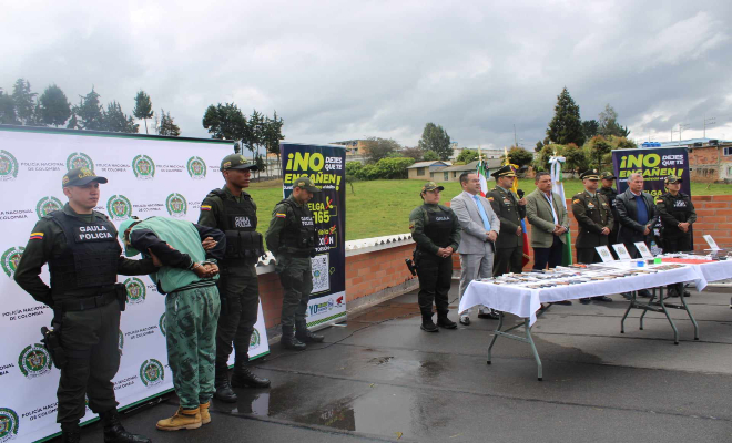  61 Celulares Incautados en centros carcelarios 