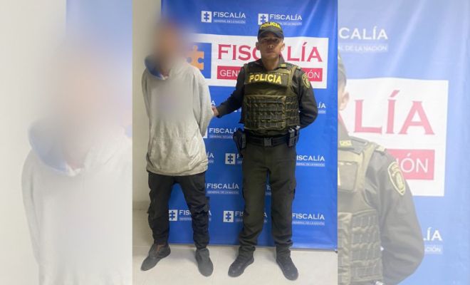 pretendia hurtar a un comprador en la plaza de mercado