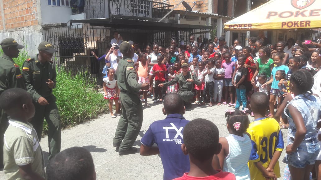 Valle-del-cauca-en-buenaventura-realizamos-olla-comunitaria2