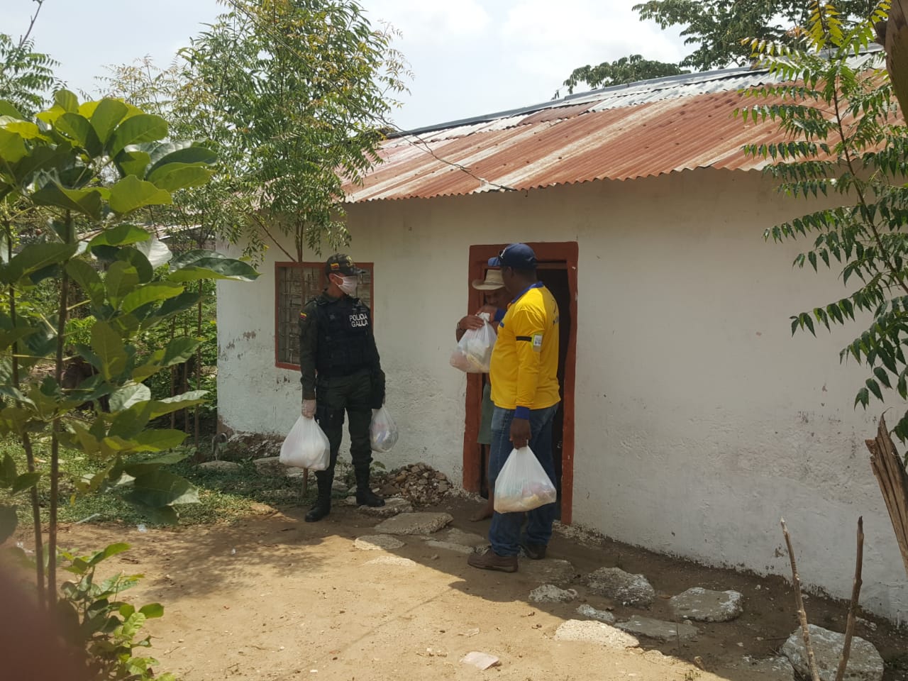 campana_entrega_de_mercados_gaula_magangue