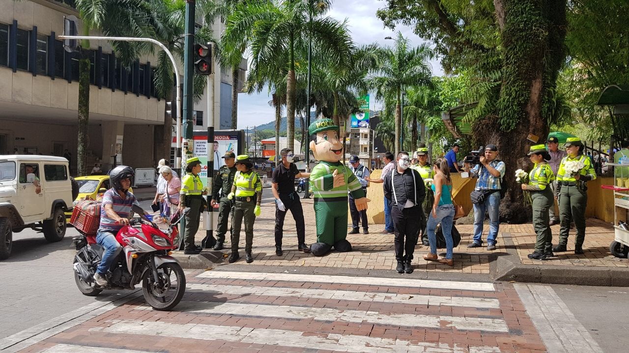 La campaña es orientada en favor a la prudencia y el respeto por los peatones y las normas de tránsito