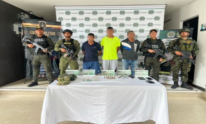 Capturados en el municipio de San Benito, alias 'L y M', alias ‘El Profeta’ y alias 'Luco' presuntos integrantes del Clan del Golfo 