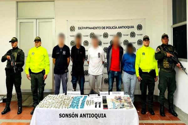 Desmantelan red de estupefacientes en Nariño y Betulia con 12 capturas