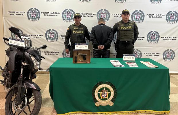 La Policía capturó a un hombre que habría hurtado dinero en entidad bancaria del norte de Armenia 