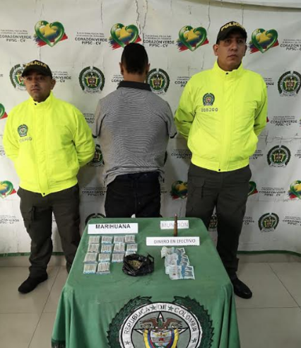 Presunto delincuente quien al parecer integraba la banda delincuencial la empresa