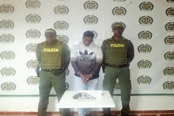 Capturamos-un-sujeto-por-porte-ilegal-de-arma-de-fuego. 