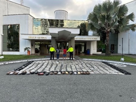 Dos personas fueron capturadas en Armenia con 200 kilos de marihuana