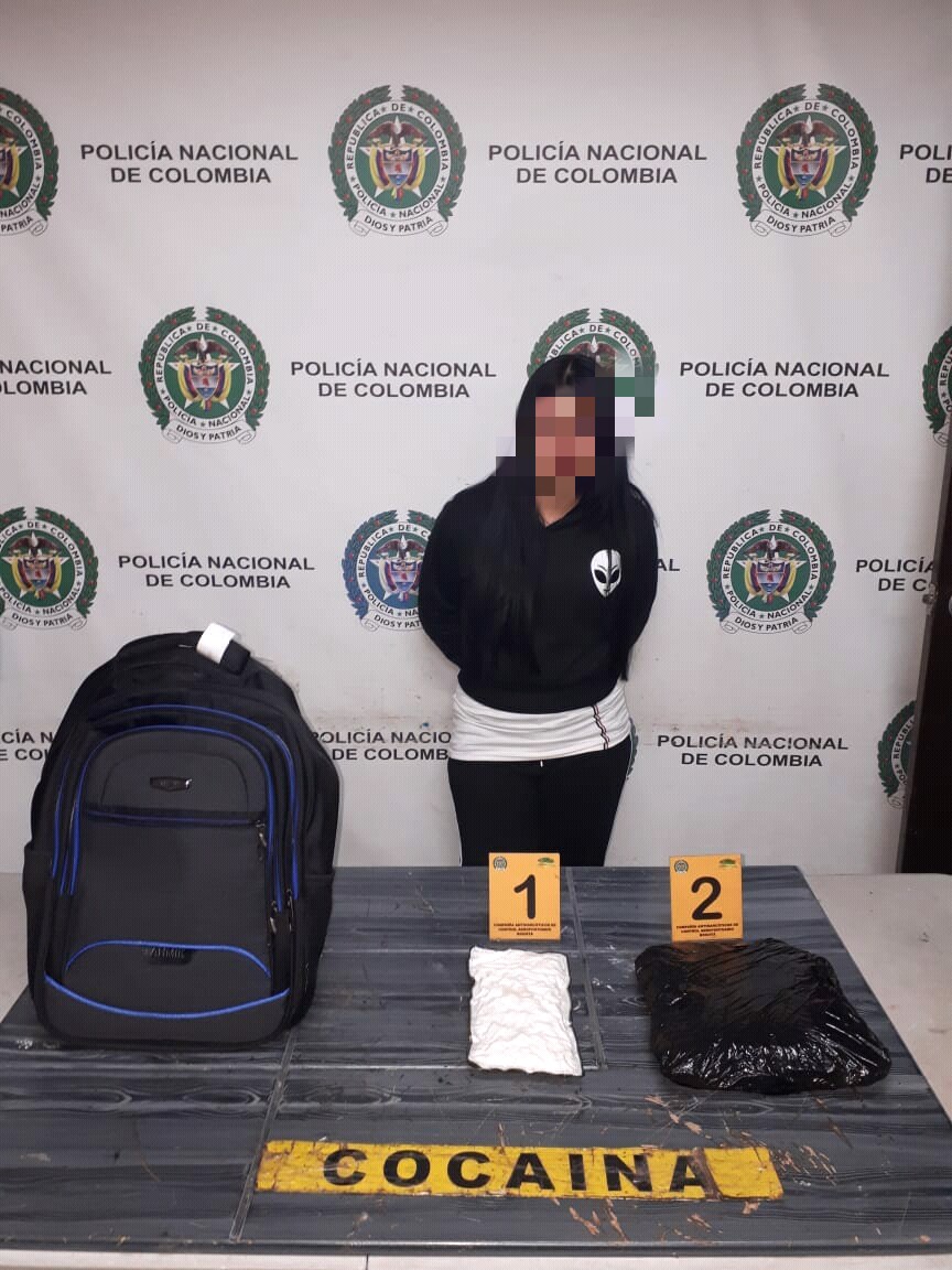 Capturamos-cuatro-personas-con-cocaína-en-el-aeropuerto-Internacional-El-Dorado