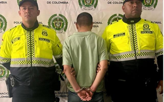 Ciudadano es capturado por agredir a servidor público