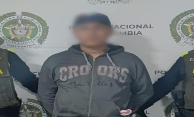 Gracias a los controles implementados por el modelo nacional de vigilancia comunitaria por cuadrantes logran la captura de un sujeto quien conducía una motocicleta requerida por la fiscalía 