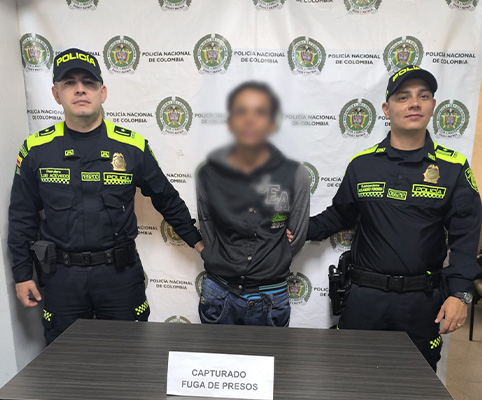 En actividades de registro y solicitud de antecedentes fueron capturados tres hombres en Medellín