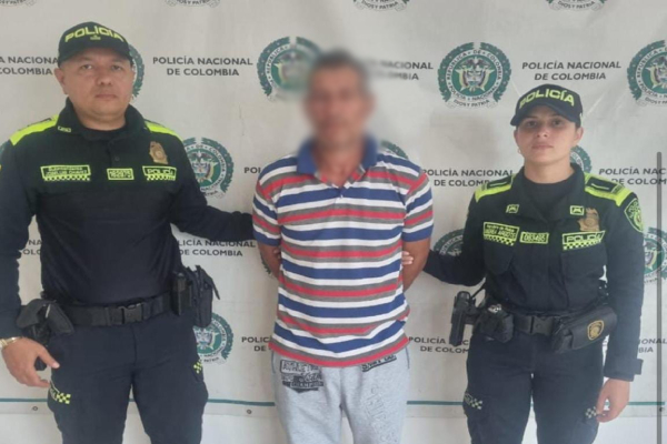 Capturado por orden judicial por el delito de acceso carnal abusivo con menor de 14 años