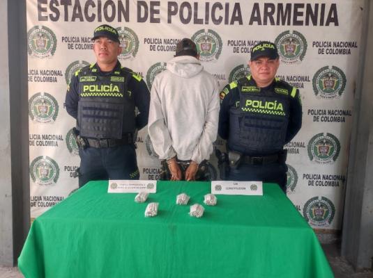 capturado portando sustancias estupefacientes. 