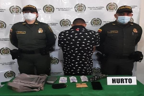 Capturamos a un hombre en Calarcá por el delito de hurto.