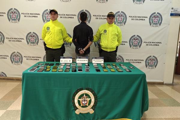 Hombre fue capturado con 43 celulares hurtados