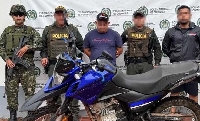 &ldquo;Chingo&rdquo; fue capturado al momento de recibir el pago exigido y se le incaut&oacute; una motocicleta utilizada para sus actividades ilegales.