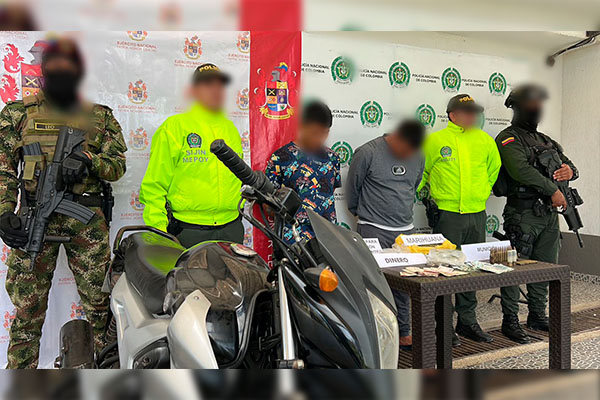 Capturados con 235 dosis de marihuana, 27 cartuchos de diferente calibre