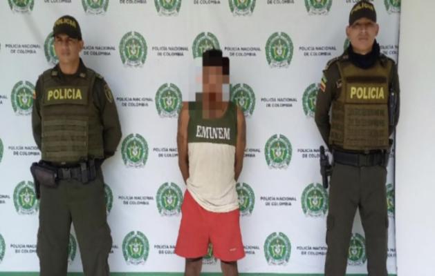 Capturado con autoridades en la URI 