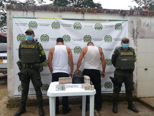 Capturados con 499 millones de pesos