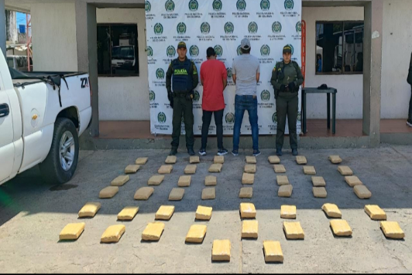En Maicao, capturan a dos personas con 52 kilos de marihuana