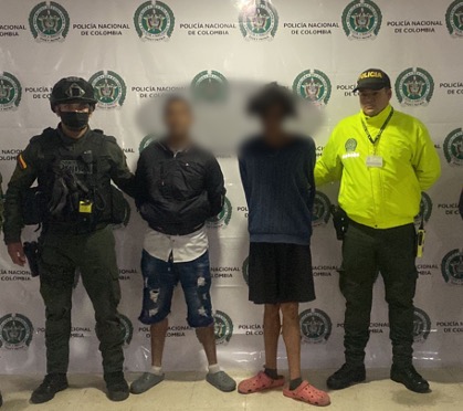 dos personas capturadas al materializar orden de captura.