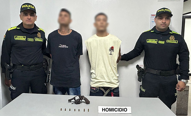 La comunidad señaló un motocarro color azul con blanco como el vehículo utilizado por los presuntos atacantes.