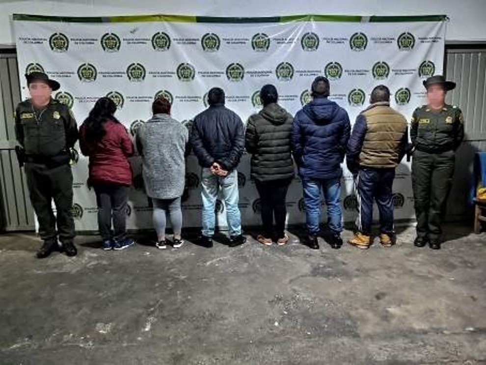 transportaban ilegalmente nueve metros cúbicos de madera