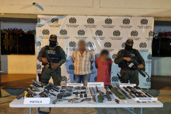 El Gaula e inteligencia policial, capturan a dos personas, uno de estos seria armero al servicio de organizaciones criminales  