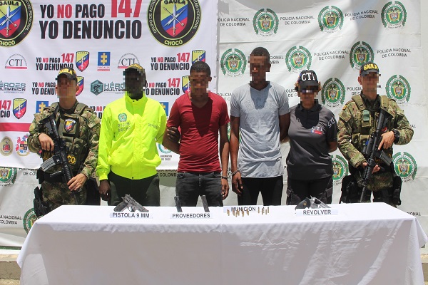 En-conjunto-con-Gaula-Militar-capturamos-02-integrantes-del-“clan-del-golfo”-en-el-Chocó.