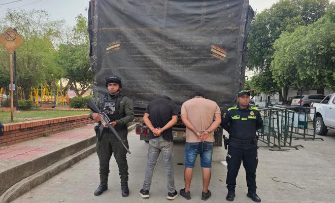 Dos capturados y un cami&oacute;n inmovilizado por transporte de hidrocarburo ilegal.