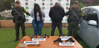 incautacion-armas-de-fuego-caleta-air-bag-vehiculo-policia-valle