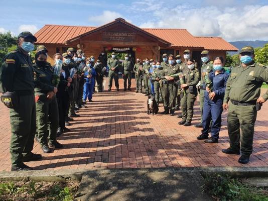 Celebración día de la Mujer por parte de la Escuela de Guías y Adiestramiento Canino.